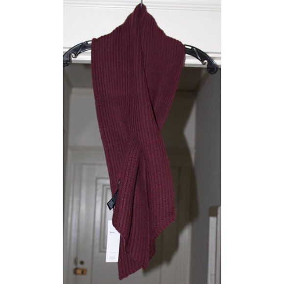 New w/Tags Eileen Fisher "Keyhole Scarf in 100% Merino Rib", Claret Red - Picture 5 of 11